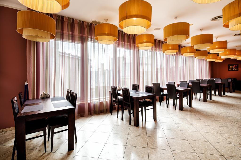 City Hotel Teater Riga Exterior foto